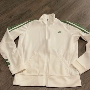 Nike zip up jacket size medium